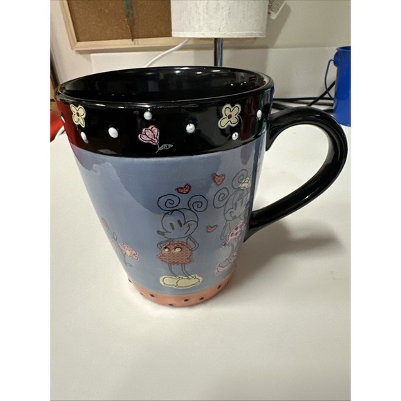 DISNEY STORE  16 Oz Coffee Tea Cup/ Mug Mickey and Minnie in‎ Sketch Characters - Picture 1 of 5